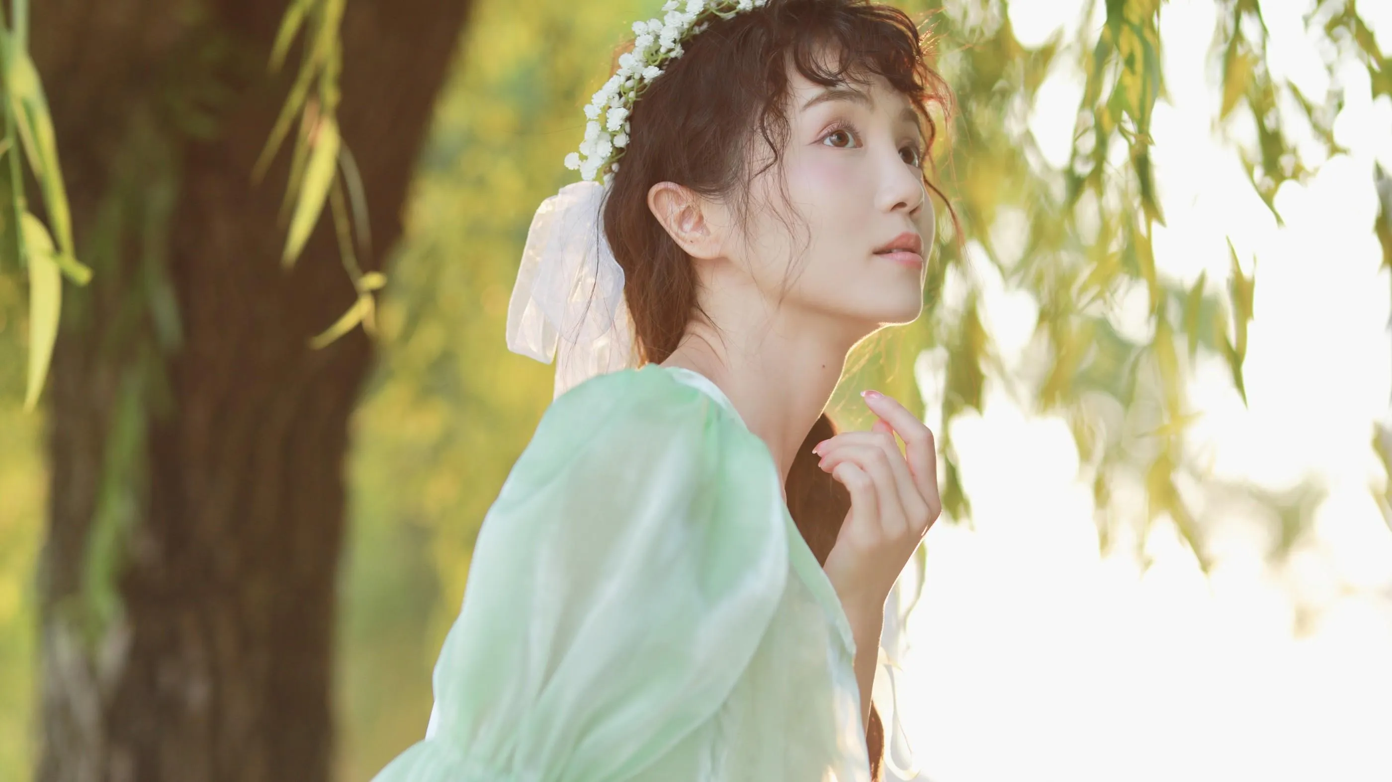 [艺图语] 2022.06.17 她在光里徜徉 西西 [55P]插图9